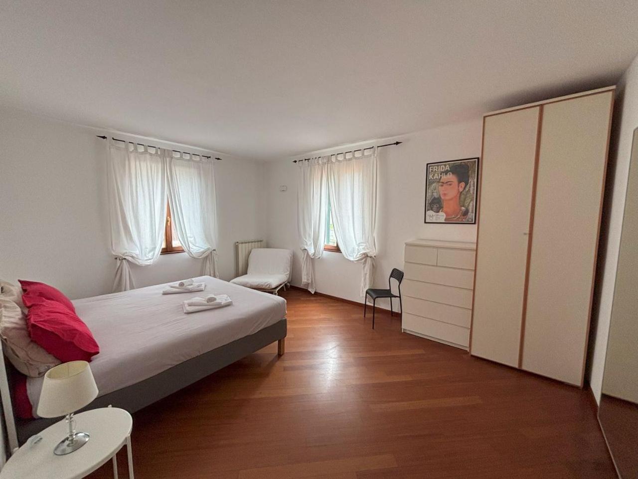 Casa Vacanze Magnolia Borgo Ticino Eksteriør billede