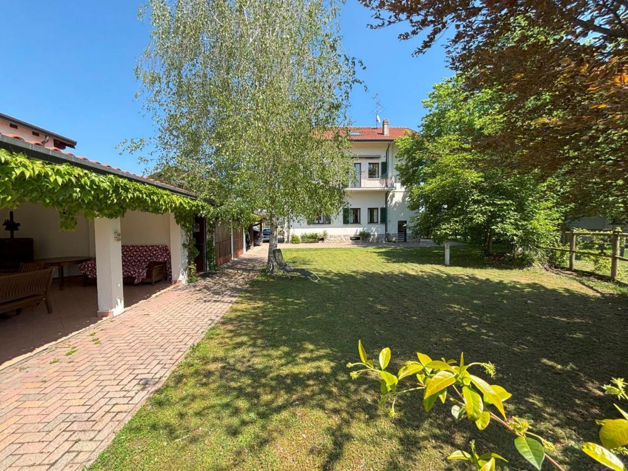 Casa Vacanze Magnolia Borgo Ticino Eksteriør billede