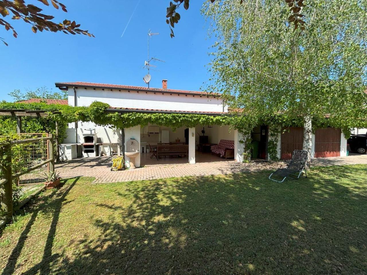 Casa Vacanze Magnolia Borgo Ticino Eksteriør billede